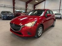 Usata Mazda 2 Core 75 CV (55 kW) 2015 Rosso Utilitaria