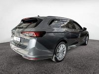 Neu Skoda Superb Selection 193 PS (141 kW) 2025 Grau Kombi