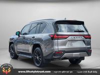 Gebraucht Lexus LX600 413 PS (303 kW) 2023 Grau SUV