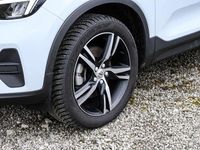 Używany Volvo XC40 Core 163 KM (119 kW) 2025 Niebieski SUV
