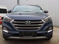 gebraucht Hyundai Tucson 2.0 CRDi Premium 4WD*KAMERA*AHK*