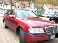 Gebraucht Mercedes C180 122 PS (89 kW) 1994 Rot Limousine