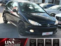 Gebraucht Peugeot 206 Tendance 75 PS (55 kW) 2009 Schwarz Limousine