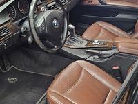 Gebraucht BMW 320 163 PS (119 kW) 2006 Schwarz Limousine