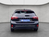 Neu Ford Focus Titanium 155 PS (114 kW) 2026 Schwarz Limousine