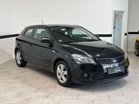 Gebraucht Kia ProCeed Edition 7 125 PS (91 kW) 2013 Schwarz Kleinwagen