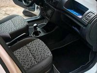 Gebraucht Skoda Roomster 70 PS (51 kW) 2008 Weiß Van / Kleinbus