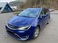 Gebraucht Chrysler Pacifica Touring 264 PS (194 kW) 2018 Blau Kombi