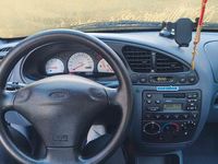 Gebraucht Ford Fiesta Ghia 75 PS (55 kW) 1996 Grau Kleinwagen