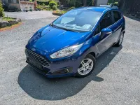 Gebraucht Ford Fiesta Titanium 101 PS (74 kW) 2014 Blau Kleinwagen
