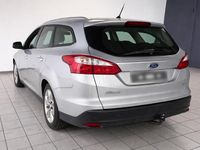 Gebraucht Ford Focus 101 PS (74 kW) 2012 Silber Kombi