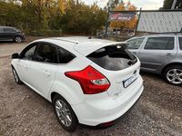 Gebraucht Ford Focus Titanium 125 PS (91 kW) 2012 Weiß Limousine