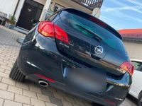 Gebraucht Opel Astra Design Edition 140 PS (102 kW) 2012 Schwarz Kombi