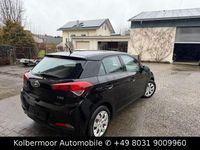 Gebraucht Hyundai i20 GO! 75 PS (55 kW) 2017 Schwarz Limousine