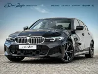 Gebraucht BMW 320 M Sport 184 PS (135 kW) 2025 Saphirschwarzmetallic Limousine