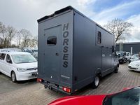 Gebraucht Iveco Daily 207 PS (152 kW) 2025 Grau matt Van