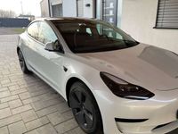 gebraucht Tesla Model 3 SR+ weiß
