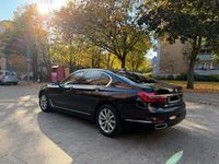 Gebraucht BMW 730 265 PS (194 kW) 2016 Schwarz Limousine