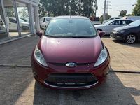 Gebraucht Ford Fiesta Titanium 82 PS (60 kW) 2010 Rot Kleinwagen