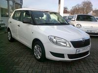 Gebraucht Skoda Fabia Active 75 PS (55 kW) 2013 Weiß Limousine