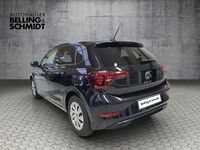 Gebraucht VW Polo Life 95 PS (69 kW) 2022 Deep black perleffekt (metallic) Limousine