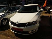 Gebraucht Skoda Rapid Drive 105 PS (77 kW) 2015 Laserweiss Kleinwagen