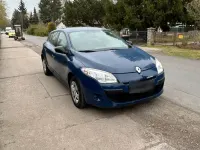 Gebraucht Renault Mégane 101 PS (74 kW) 2011 Blau Kleinwagen