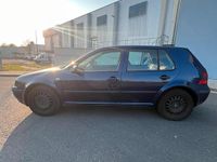 Gebraucht VW Golf IV 105 PS (77 kW) 2001 Blau Kleinwagen