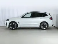 Gebraucht BMW iX3 Impressive 210 kW (286 PS) 2022 Mineralweiss metallic SUV