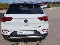 Second-hand VW T-Roc Style 190 CP (139 kW) 2023 Alb SUV