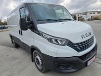 Gebraucht Iveco Daily 136 PS (100 kW) 2019 Weiß Limousine