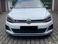 gebraucht VW Golf GTI TCR DSG LED KAM SPUR TOTW PANO ABSTTEMP