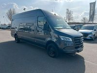 Gebraucht Mercedes Sprinter 190 PS (139 kW) 2025 Tenoritgrau metallic Van