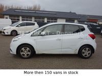 Gebraucht Kia Venga Attract 90 PS (66 kW) 2018 Weiß Kleinwagen