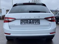Gebraucht Skoda Superb 156 PS (114 kW) 2024 Weiß Kombi