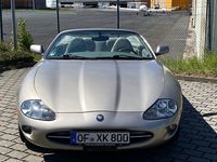Używany Jaguar XK8 294 KM (216 kW) 1997 Złoty Kabriolet