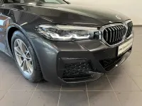 Gebraucht BMW 520 M Sport 190 PS (139 kW) 2022 Grau Kombi