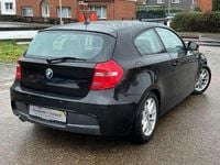 Gebraucht BMW 118 Sport Line 143 PS (105 kW) 2010 Schwarz 2 Kleinwagen