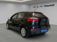 Gebraucht Kia Rio Attract 84 PS (61 kW) 2016 (abp) aurora black Kleinwagen