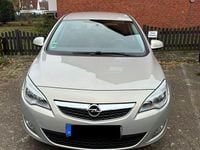 Gebraucht Opel Astra Edition 116 PS (85 kW) 2010 Grau Limousine