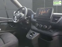 Neu Renault Trafic 170 PS (125 kW) 2025 Highlandgrau Van / Kleinbus