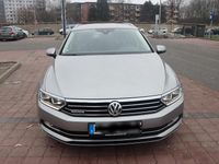 Gebraucht VW Passat Comfortline 150 PS (110 kW) 2017 Grau Kombi