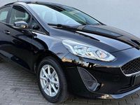 Gebraucht Ford Fiesta Trend 101 PS (74 kW) 2018 Iridiumschwarz metallic Limousine