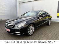 Gebraucht Mercedes E220 170 PS (125 kW) 2012 Schwarz Coupé