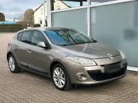 Gebraucht Renault Mégane 131 PS (96 kW) 2009 Gold Kleinwagen