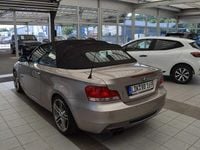 Gebraucht BMW 135 Cabriolet Comfort Edition 306 PS (225 kW) 2009 Braun Cabrio
