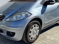 Gebraucht Mercedes A150 95 PS (69 kW) 2006 Blau Kleinwagen