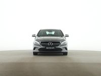 Gebraucht Mercedes CLA200 Urban 156 PS (114 kW) 2017 Grau Coupé