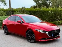 Gebraucht Mazda 3 Selection 186 PS (136 kW) 2022 Rot Limousine