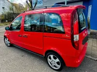 Gebraucht Mercedes Vaneo 125 PS (91 kW) 2004 Rot Van / Kleinbus